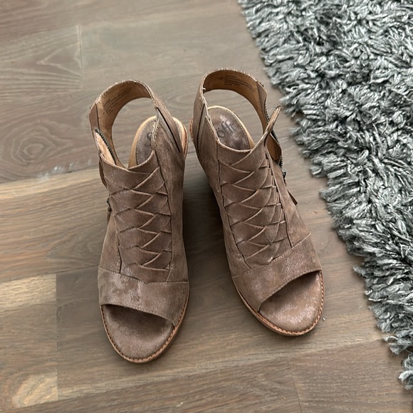 Söfft Heels - Picture 2 of 3